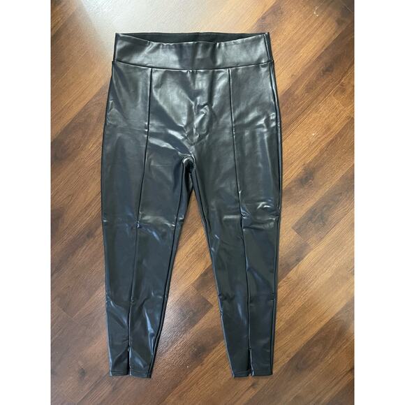 Abercrombie & Fitch Pants - Abercrombie & Fitch Vegan Faux Leather Pleated Pull On Pants Black Sz XL